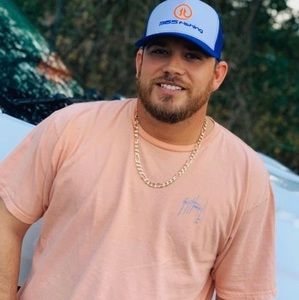 Meet your Posher, Ethan